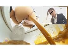 続・盗撮 便所駆け込みOL パンティずらし下痢便 三 サンプル画像 2