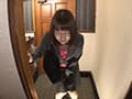 おトイレ貸してくださいっ！２　玄関糞もらしパニック サンプル画像 9