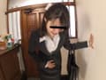 おトイレ貸してくださいっ！４　玄関糞漏らしパニック サンプル画像 4