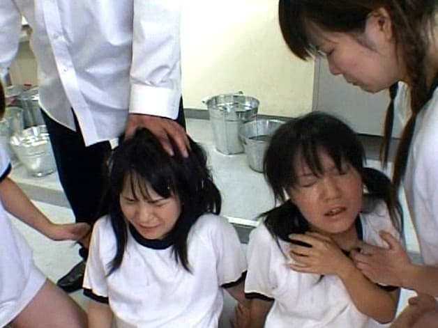ナチュラルハイ年末スペシャル 女子○学生体罰教室 サンプル画像 11