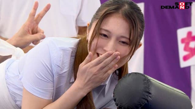 はじめての牛乳浣腸相撲大会（ガチ）。 一般女性4名参加 サンプル画像 9