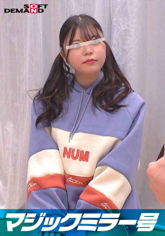 【ユーザーリクエスト新企画】マジックミラー号 女子大生【ゆうりちゃん】 牛乳浣腸して身体のお悩み解決しませんか？桃色アナルからミルク大量噴射！敏感になった肛門にデカチン貫通で初めてのケツ穴アクメ！ サンプル画像 1