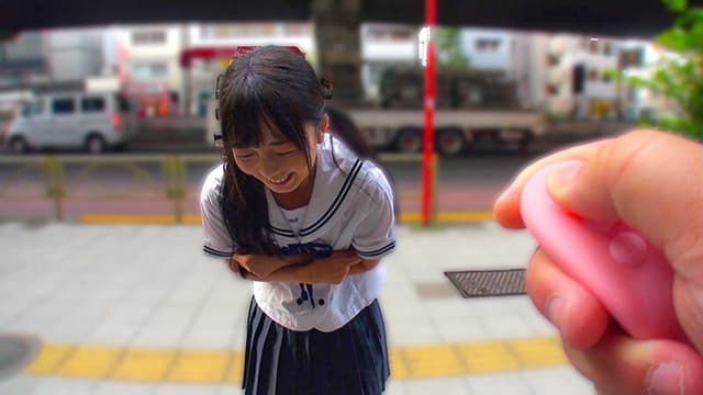清楚妻のくせに浣腸噴射しながらマ●コSEX サンプル画像 5