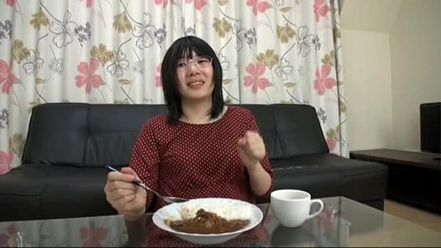 便所飯 食べながらウンチする行儀の悪い女たち サンプル画像 1