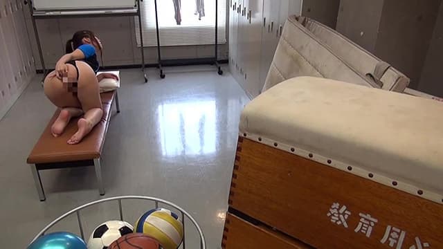 変態ドMデカ尻体育女教師の顔面崩壊2穴調教 速美もな サンプル画像 2