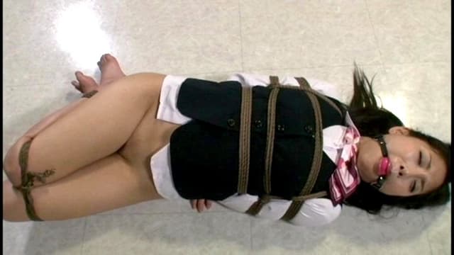 浣腸奴●社員 肛虐蟻地獄 武井麻希 サンプル画像 6