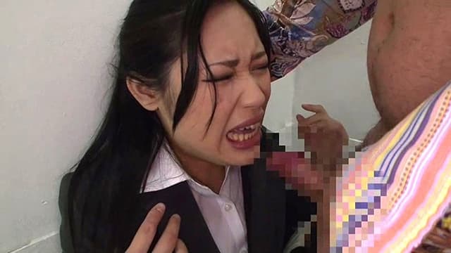 エリート弁護士 恥辱の脱糞拷問 立花リク サンプル画像 1