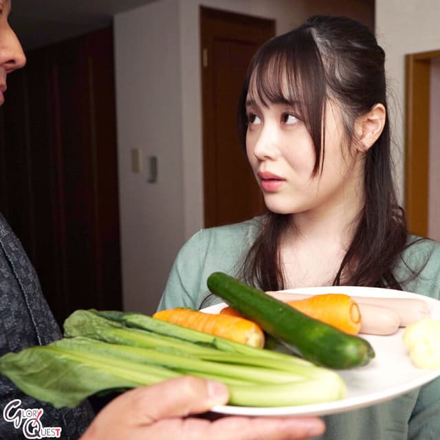家庭内の至る場所で義父にアナルを仕込まれる美人嫁 白川ゆず サンプル画像 6