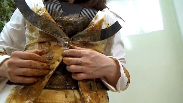 塗糞ハラスメント 着衣糞まみれ臭恥 2 サンプル画像 5
