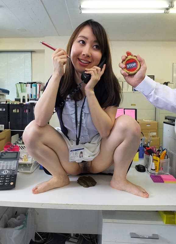 時間よ止まれ！宮地さくらよ止まれ！～いつでもどこでもスカトロ天国～ サンプル画像 9