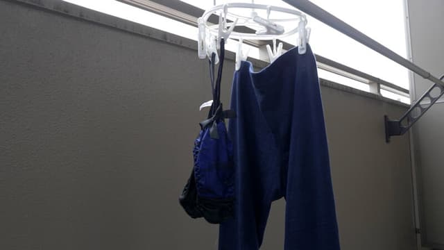 中村さんの豪快なオナラと本気で臭い下痢便 中村紗羅 サンプル画像 5