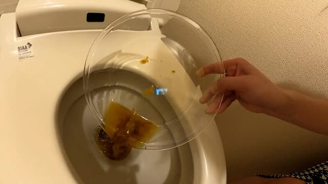 うんこを見せる女たち サンプル画像 2