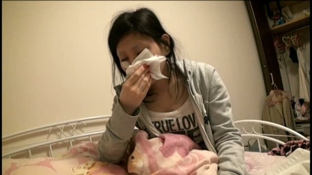 片付けられない女子大生の汚部屋と激臭太便生活 サンプル画像 14