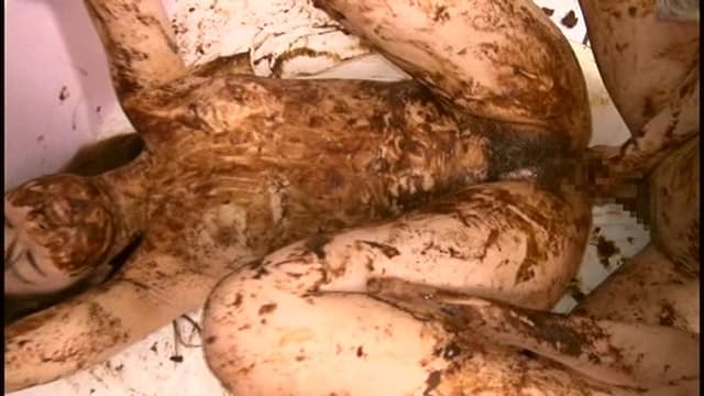 人間糞おはぎ 元カレに仕込まれた全身糞まみれの肛門性交 舞咲ユイ サンプル画像 19